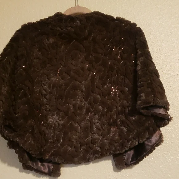 Plush Brown Teddy Jacket with Satin Lining - Picture 5 of 6